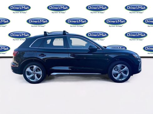 Used 2022 Audi Q5 2.0T Prestige w/ Prestige Package image 9