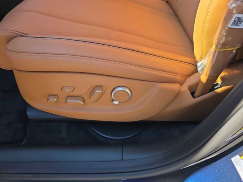 New 2026 Genesis GV80 2.5T Prestige image 10