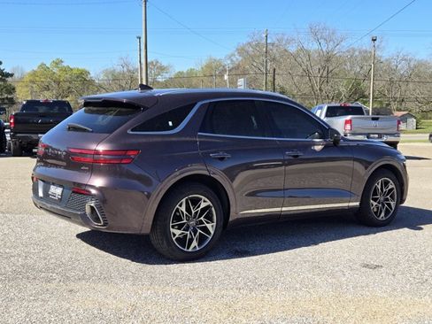 Used 2022 Genesis GV70 2.5T w/ Select Package AWD/4WD image 17