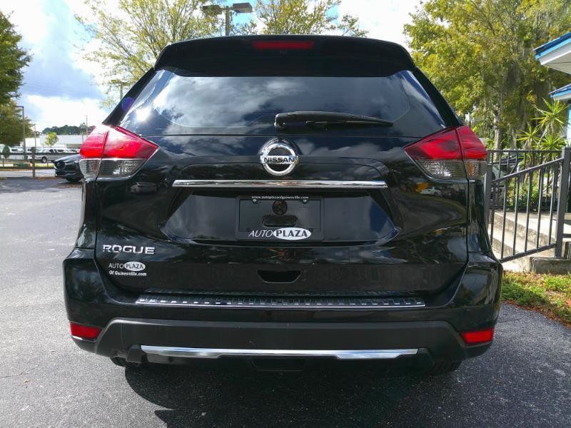 Used 2017 Nissan Rogue S FWD image 6