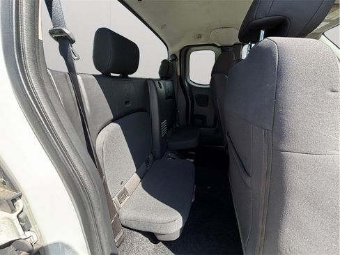 Used 2022 Nissan Frontier S RWD image 30