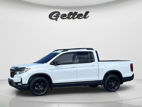 Used 2025 Honda Ridgeline Black Edition image 1