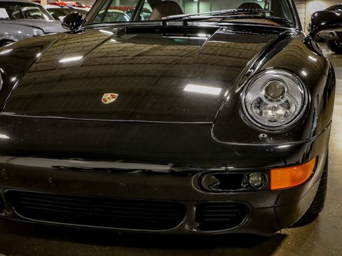 Used 1998 Porsche 911 Carrera S RWD image 55