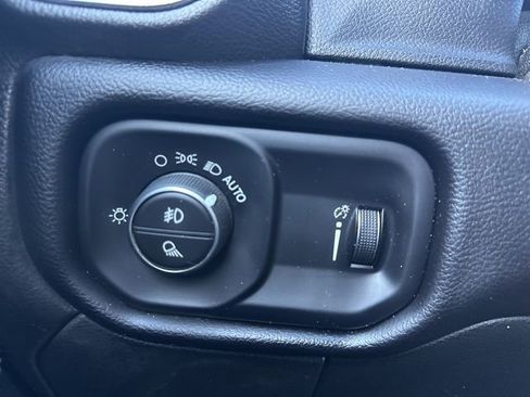 Used 2024 RAM 3500 Big Horn image 25