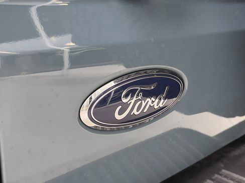 Used 2023 Ford Bronco Badlands image 28