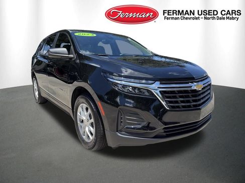 Used 2023 Chevrolet Equinox LS FWD image 1