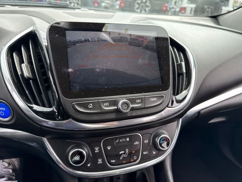 Used 2017 Chevrolet Volt Premier w/ Driver Confidence II Package FWD image 27