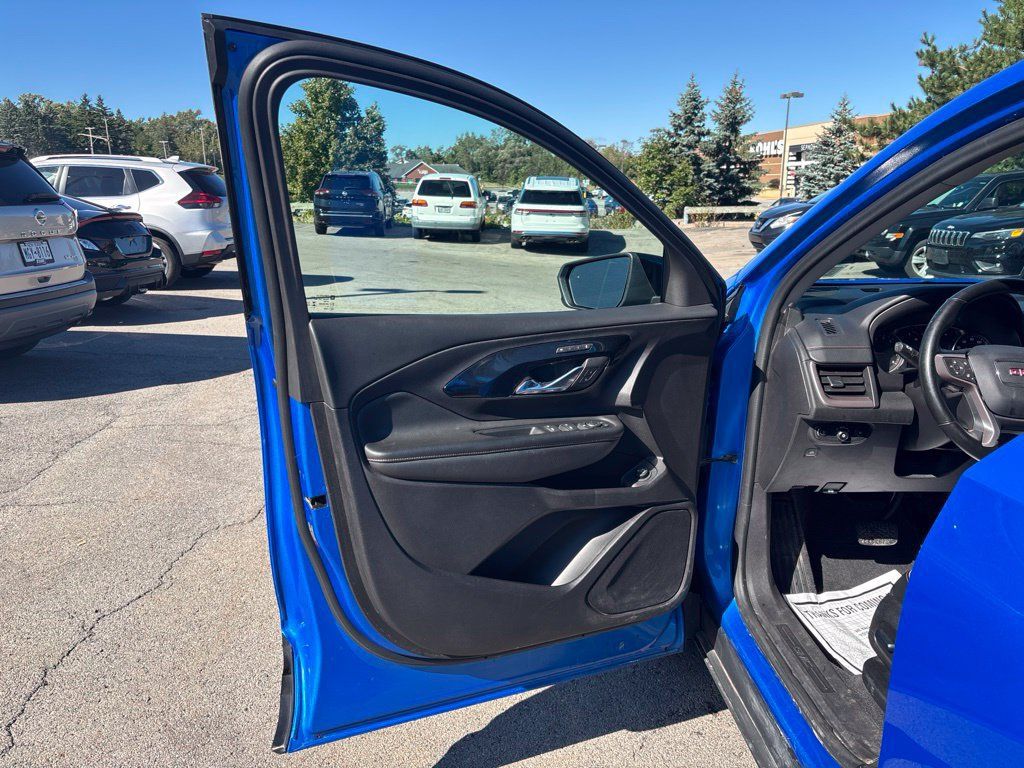 Used 2024 GMC Terrain AT4 w/ LPO, Floor Liner Package AWD/4WD image 16