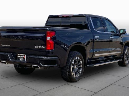 Used 2024 Chevrolet Silverado 1500 High Country w/ Technology Package AWD/4WD image 13