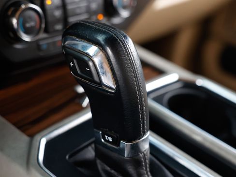 Used 2017 Ford F150 Lariat w/ Equipment Group 501A Mid image 47