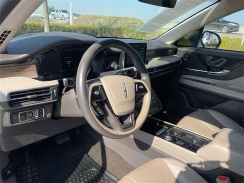 Used 2021 Lincoln Corsair Reserve w/ Equipment Group 201A image 10