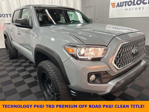 Used 2019 Toyota Tacoma TRD Off-Road image 1