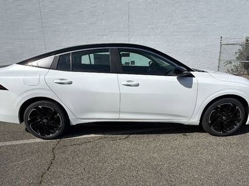 New 2026 Nissan Sentra SR image 3