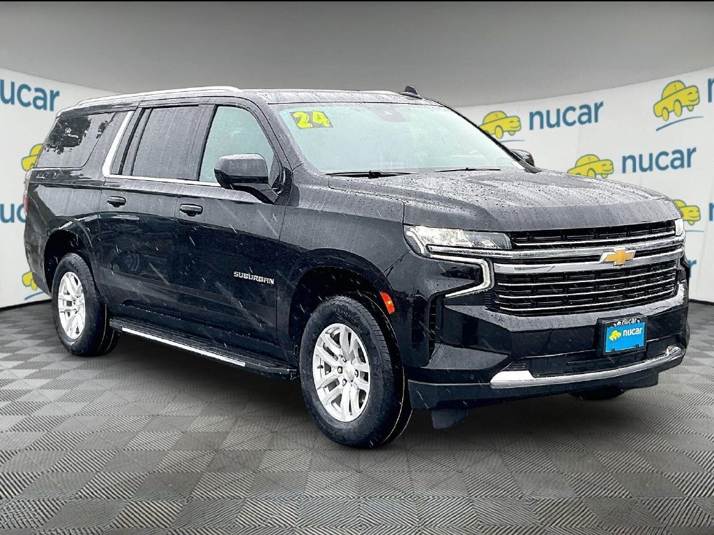 Used 2024 Chevrolet Suburban LT AWD/4WD image 1