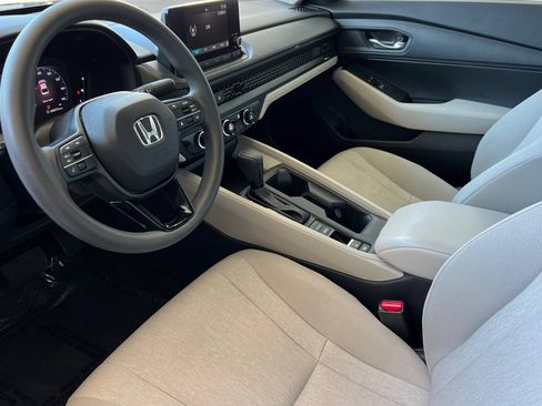 Used 2023 Honda Accord LX image 13