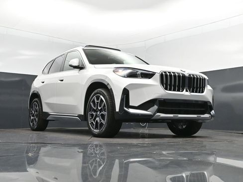 New 2026 BMW X1 xDrive28i w/ Technology Package AWD/4WD image 44