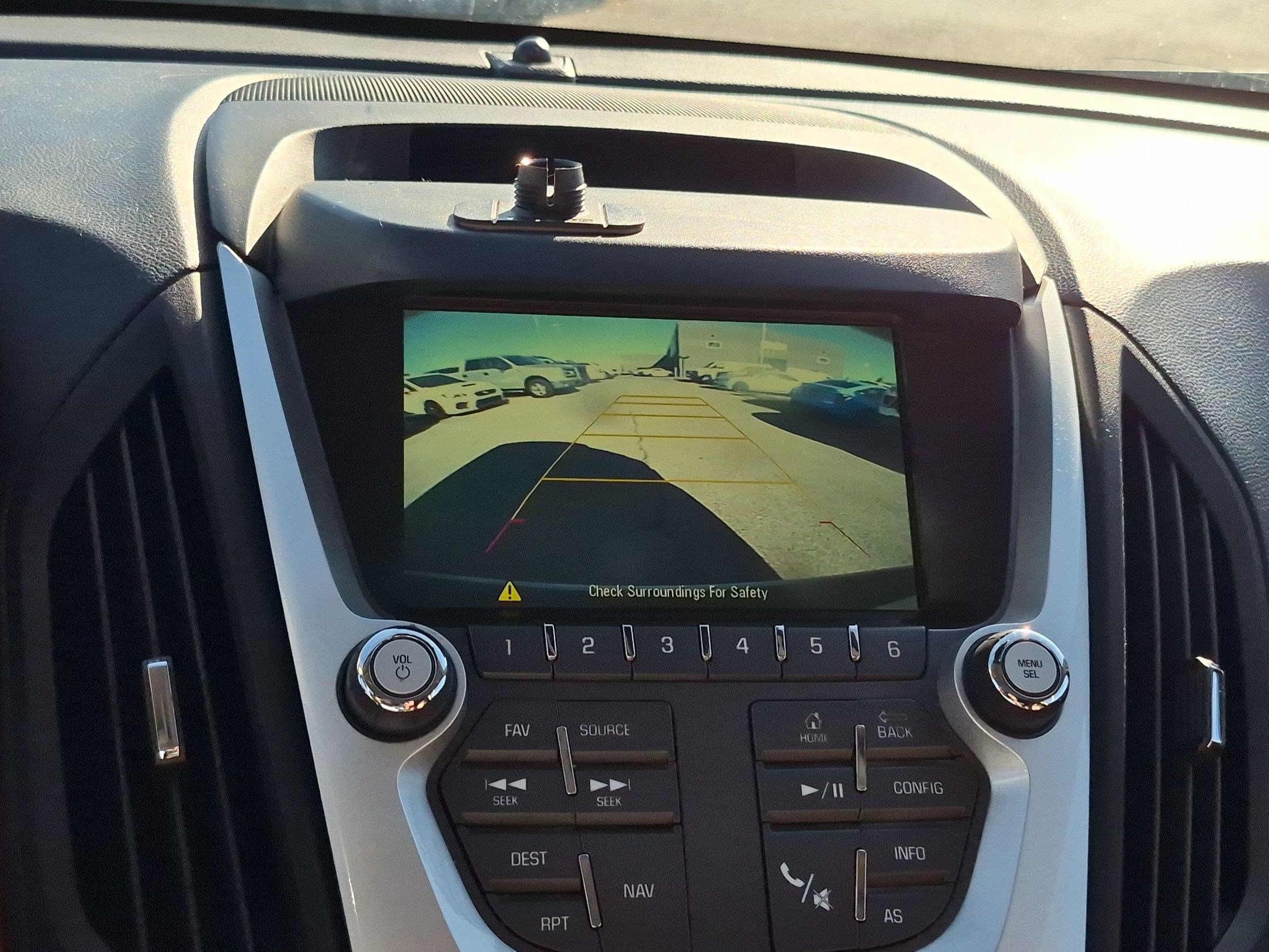 Used 2016 Chevrolet Equinox LTZ w/ Enhanced Convenience Package FWD image 24