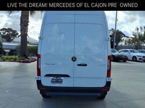 Used 2025 Mercedes-Benz Sprinter 2500 image 19