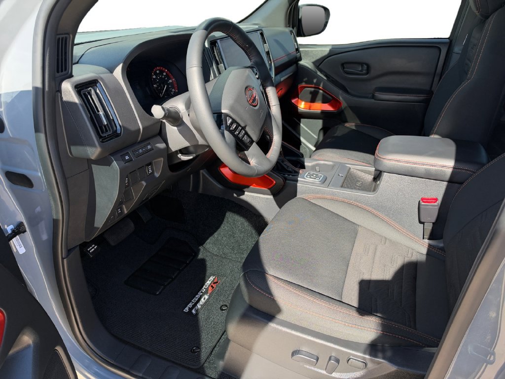 Used 2026 Nissan Frontier PRO-4X w/ Pro-4x Convenience Package AWD/4WD image 10