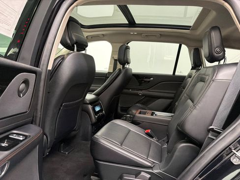 Used 2020 Lincoln Aviator Reserve w/ Equipment Group 201A AWD/4WD image 20