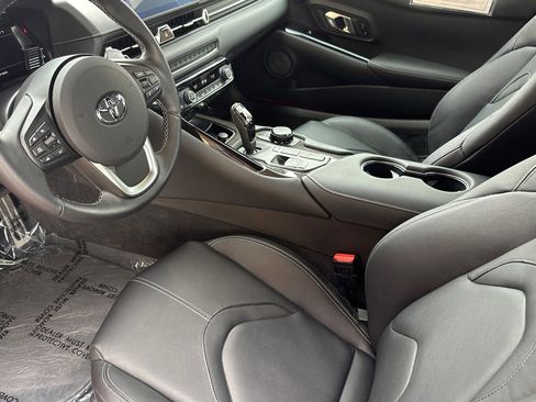 Used 2026 Toyota Supra Premium image 10