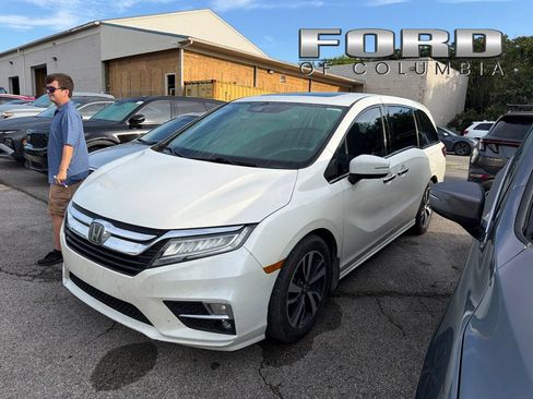 Used 2018 Honda Odyssey Elite image 1