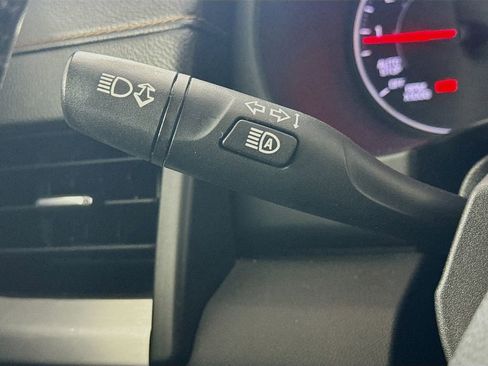 Used 2020 GMC Terrain SLT w/ Preferred Package image 13