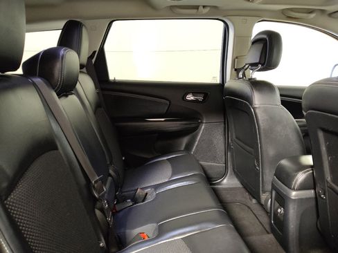 Used 2020 Dodge Journey Crossroad FWD image 19