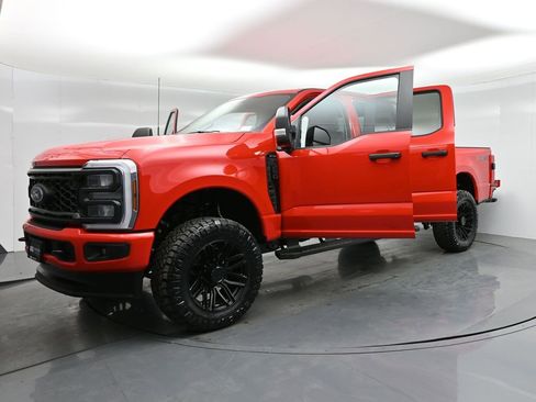 Used 2024 Ford F250 XL w/ STX Appearance Package image 27