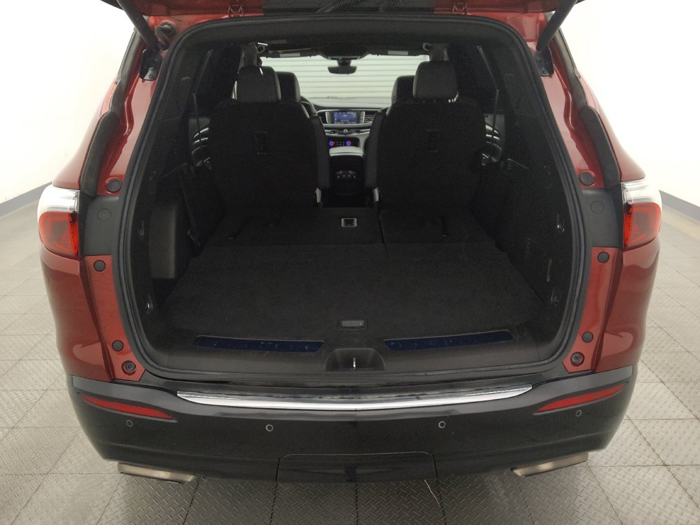 Used 2022 Buick Enclave Essence w/ Sport Touring Edition FWD image 29