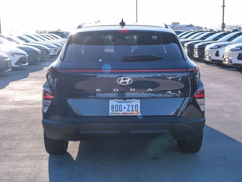 Used 2024 Hyundai Kona SEL FWD image 4