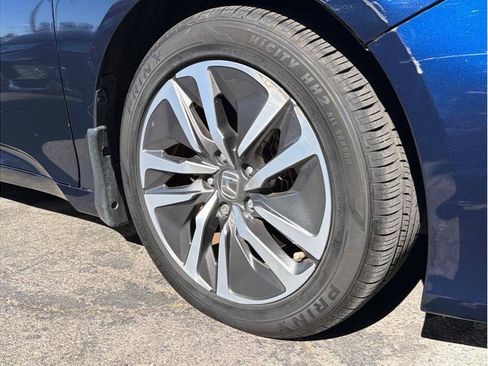 Used 2019 Honda Accord Hybrid image 25