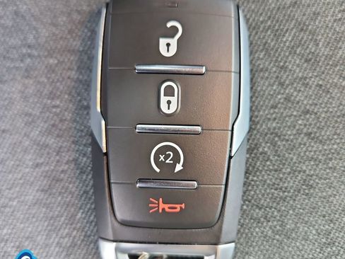 New 2026 RAM 1500 4x4 Crew Cab image 36