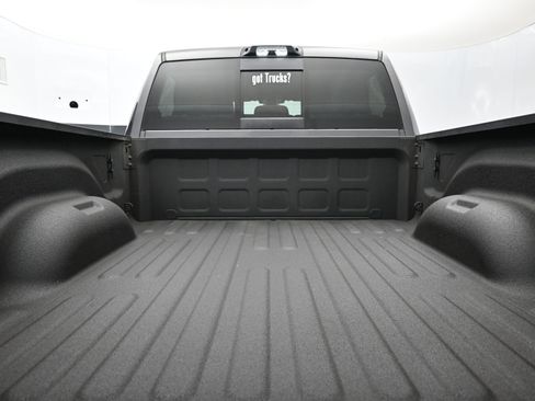 Used 2023 RAM 2500 Limited image 6