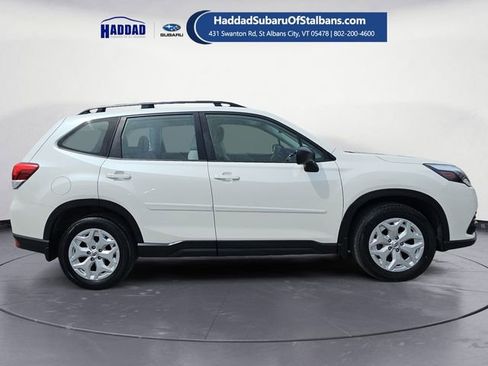 Used 2024 Subaru Forester AWD/4WD image 6
