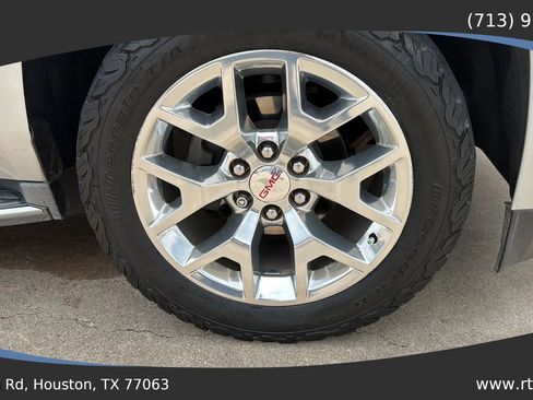 Used 2016 GMC Yukon XL SLT w/ Open Road Package RWD image 10