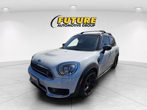 Used 2020 MINI Cooper Countryman S w/ Storage Package FWD image 3