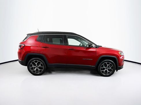 Used 2025 Jeep Compass Limited AWD/4WD image 8