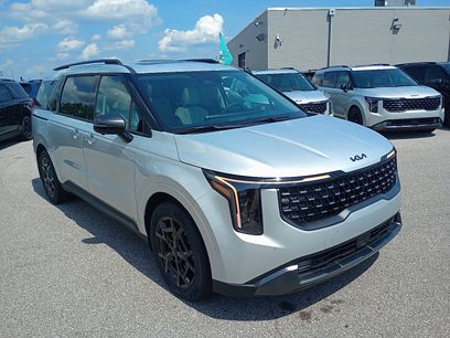 New 2026 Kia Carnival SX w/ SX Dark Edition Package