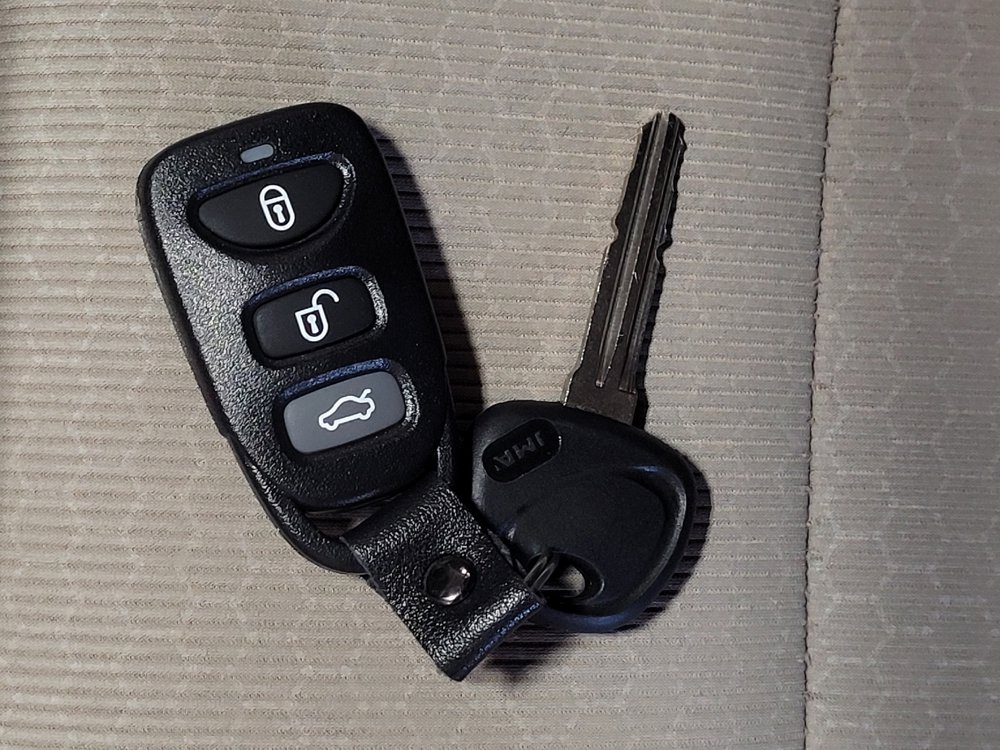 Used 2018 Hyundai Elantra SE w/ Cargo Package FWD image 32