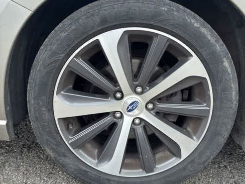 Used 2019 Subaru Legacy 2.5i Limited w/ Popular Package #2A AWD/4WD image 11