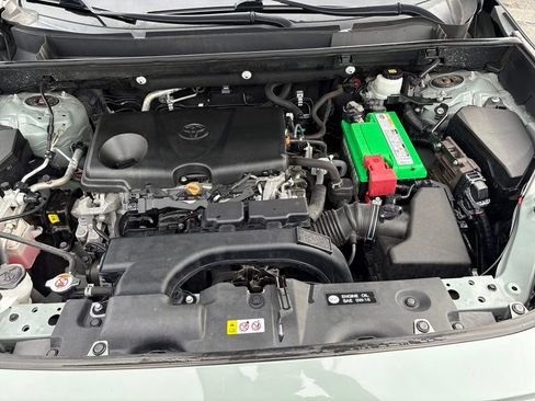 Used 2020 Toyota RAV4 XLE Premium image 21