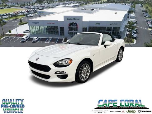 Used 2018 FIAT 124 Spider Classica w/ Technology Group RWD image 1