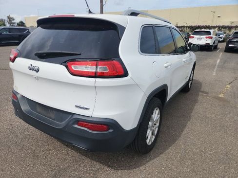 Used 2015 Jeep Cherokee Latitude FWD image 11
