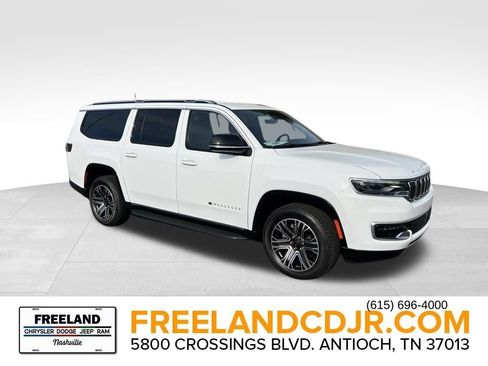 New 2024 Jeep Wagoneer L Series II w/ Flexible Seating Group AWD/4WD image 1