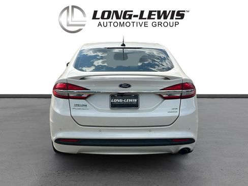 Used 2017 Ford Fusion SE w/ Equipment Group 201A FWD image 5