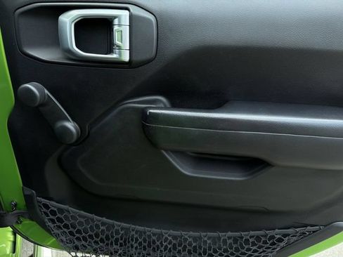 Used 2019 Jeep Wrangler Unlimited Sport AWD/4WD image 35