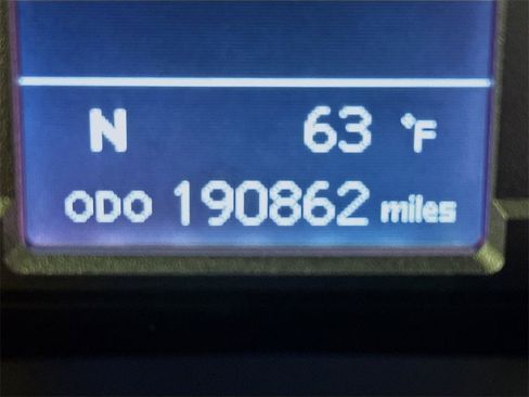 Used 2016 Toyota 4Runner SR5 Premium image 15