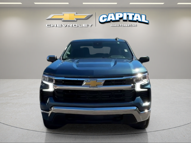 Used 2024 Chevrolet Silverado 1500 LT AWD/4WD image 8