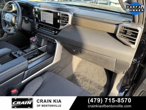 Used 2025 Toyota Sequoia SR5 image 31